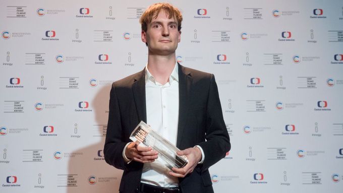 Olmo Omerzu na Cenách filmové kritiky 2017.