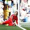 PL, Chelsea-Swansea City: Lukasz Fabianski (Swansea) dostává gól