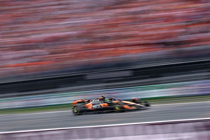 Lando Norris, McLaren ve VC Nizozemska F1 2025