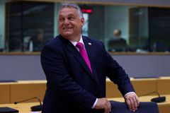 Vyděrači a naivkové. EU řeší právo veta, tlak na jeho zrušení roste kvůli Orbánovi
