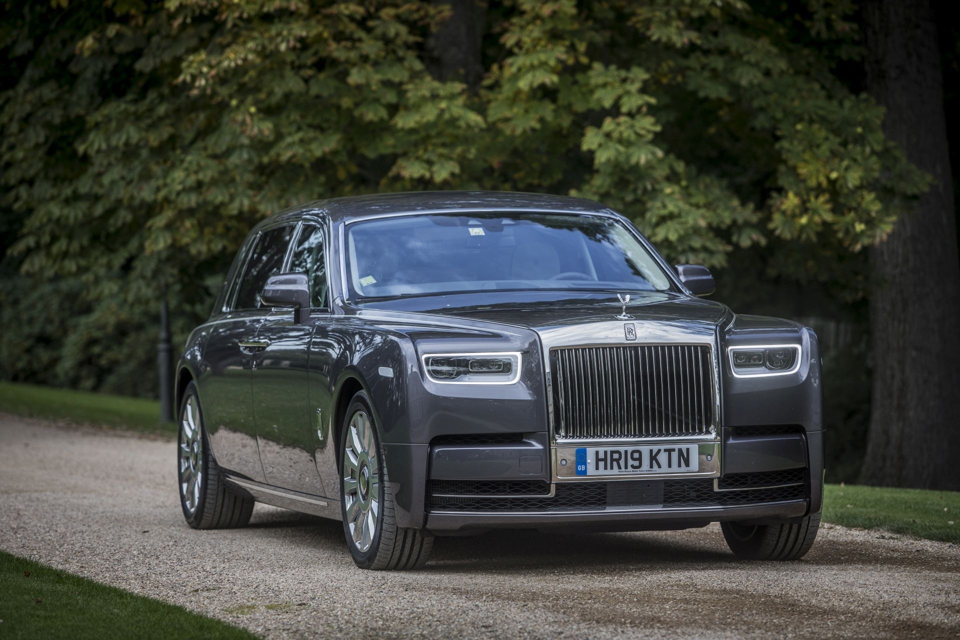 Rolls-Royce Phantom a Cullinan