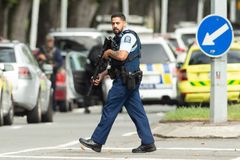 Policie rozšířila obvinění útočníka z Christchurch, bude souzen i z terorismu