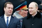 Vztahy USA a Ruska jsou nejhorší za desítky let, řekl Medveděv. Trumpa ale chválil