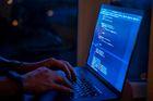 Ukrajinští hackeři vnikli do obří ruské databáze letenek. Údaje chtějí dát armádě