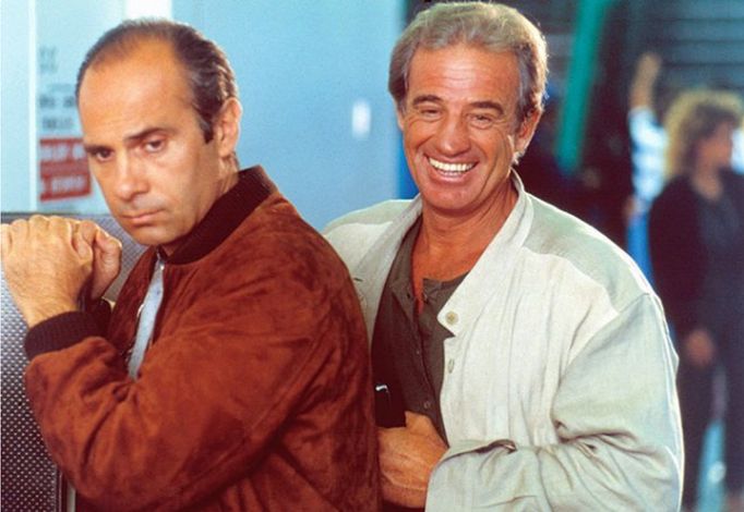 Jean-Paul Belmondo a Guy Marchand, e filmu Bezva finta.