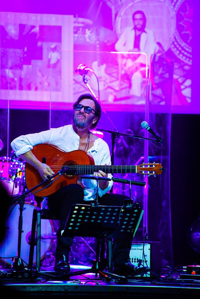 Kytarista Al Di Meola vystoupil na brněnském Jazzfestu.