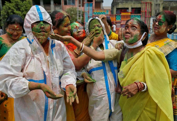 Indický svátek barev Holi