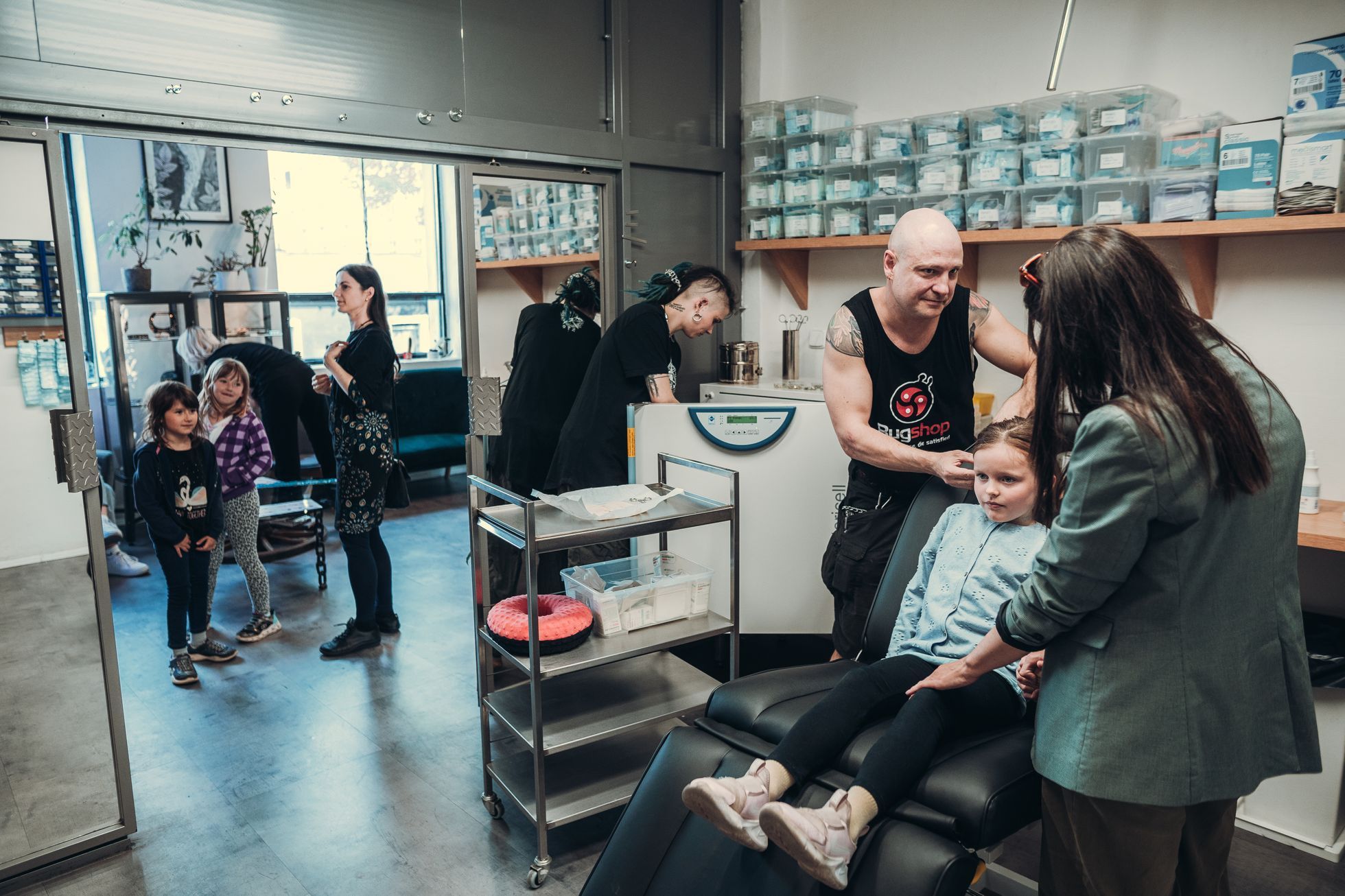 Píchání dětských oušek