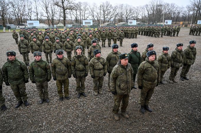 Ruští vojáci během vojenského výcviku v Krasnodarském kraji