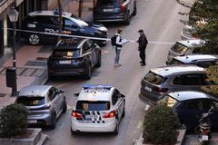 Útočník v Madridu postřelil politika pravicových lidovců. Zraněný je při vědomí
