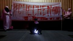 Protesty pro pronásledování gayů v Čečensku