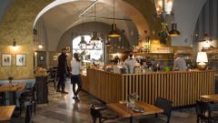 Restaurace, hospody otevírají v omezeném režimu - Café Platýz, nouzový stav, omezení, koronavir, 3. prosinec