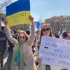 Rusové v Praze protestovali proti Putinovi a válce na Ukrajině