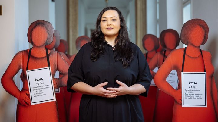 Ignorovali mě, mezi staršími muži bylo těžké se prosadit, říká mladá poslankyně