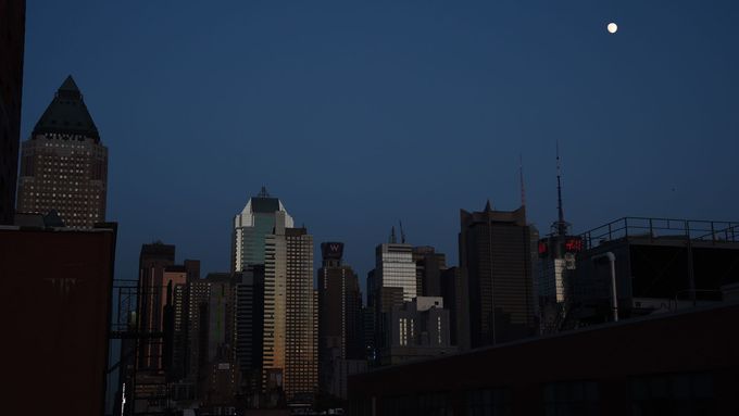 Pohled na Manhattan v době výpadku elektřiny.