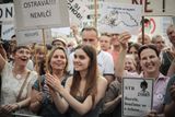 Do protestů se zapojuje celá země. Minulý týden byly demonstrace v regionech, nyní se lidé zase sjeli do Prahy.