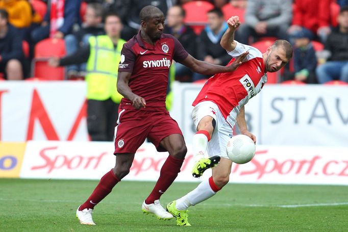 SL, Slavia-Sparta: Levan Kenia - Kehinde Fatai