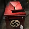 Aukce předmětů spojených s nacisty a Adolfem Hitlerem v Mnichově.