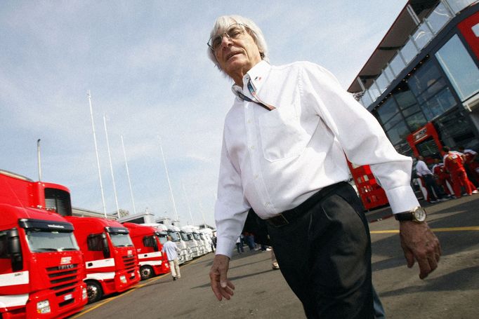 Legendární šéf F1 Bernie Ecclestone se dožívá 90 let