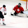 MS v hokeji 2013, Kanada - Švýcarsko: Matt Duchene - Martin Gerber, rozhodující neproměněný nájezd