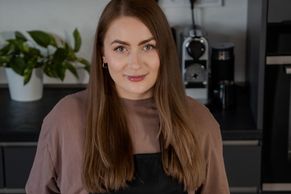 Psychologii vyměnila za perníčky. O precizní výtvory maminky na mateřské je rvačka