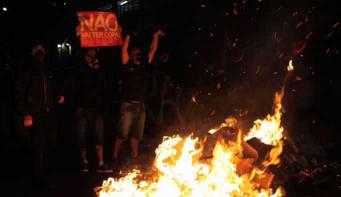 Demonstrators protest against the 2014 World Cup in Sao Paulo May 15, 2014. Brazilians opposed to the World Cup and the public funds spent on the construction of stadiums