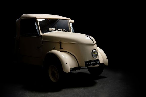Za druhé světové války Peugeot vyráběl elektromobil VLV.