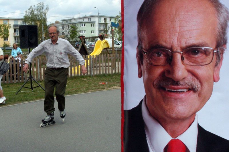 Jaroslav Lobkowicz poprvé na bruslích
