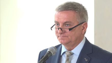Je to Vystrčilova mediální hra, chtějí zbavit prezidenta pravomocí, tvrdí Mynář