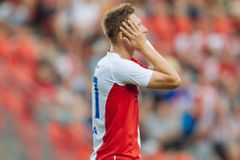 Bílek v Jihlavě nedal penaltu a Slavia remizovala 1:1, Dukla poprvé v sezóně vyhrála