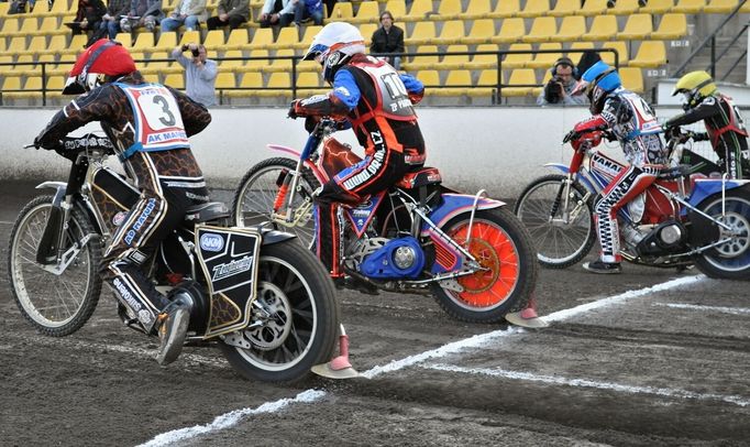 Plochá dráha, Olymp - ZP Pardubice: Josef Franc, Lukáš. Dryml, Martin Gavenda