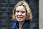 Britská ministryně vnitra rezignovala. Vaz jí zlomila aféra kolem karibských migrantů