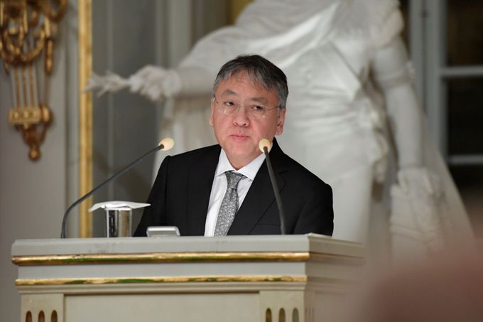 Držitel Nobelovy ceny za literaturu Kazuo Ishiguro.