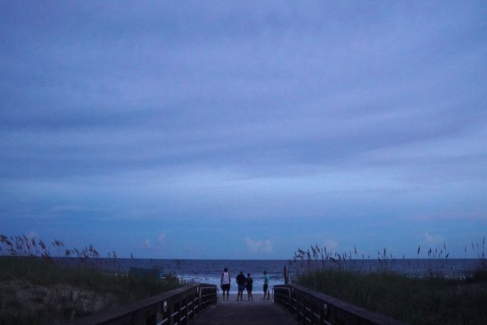 Hurikán Florence, který ohrožuje východ USA, příprava lidí na příchod hurikánu v Severní Karolíně - září 2018