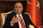 Turecký velvyslanec pohrozil Čechům: Propuštění Kurda poškodí naše vztahy