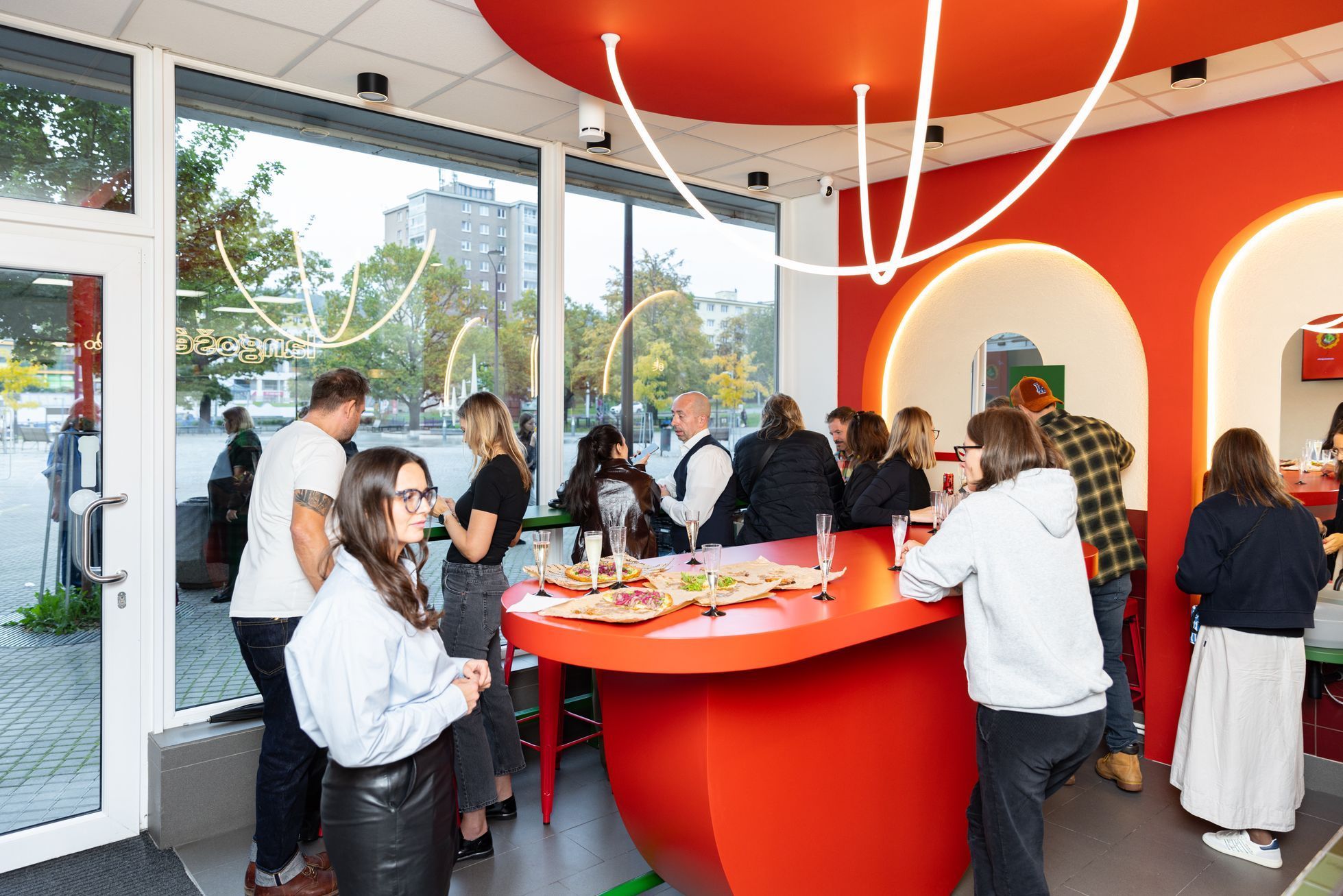 langoš, langošérije, jídlo, podnik, Praha, street food, fast food, Hloubětín