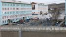 A general view shows one of the sectors of a high-security male prison camp outside Russia's Siberian city of Krasnoyarsk May 10, 2013. High-security male prison camp number 5 is intended to house male inmates who have multiple convictions for serious crimes. Prisoners at the facility work in wood and metal processing shops, manufacture furniture, sew clothes and do other kinds of work. They can also take part in educational, sport and cultural programs. Picture taken May 10, 2013. REUTERS/Ilya Naymushin (RUSSIA - Tags: CRIME LAW SOCIETY) ATTENTION EDITORS: PICTURE 1 OF 29 FOR PACKAGE 'INSIDE SIBERIA'S PRISONS' SEARCH 'ILYA PRISON' FOR ALL IMAGES Published: Čer. 19, 2013, 10:02 dop.