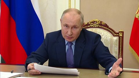 "Byl jsem si jistý, že Rusko zkolabuje." Putin se nevzdá, prozrazuje klíčový ukazatel