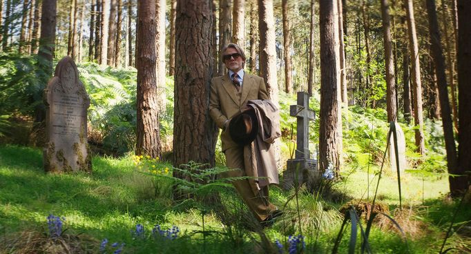 Záběr z detektivního filmu Na nože: Probuzení mrtvého muže.