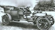 Lancia vznikla na konci roku 1906, první auto přišlo v roce 1907 a dostalo jméno Alfa 12 HP.