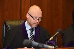 Kdo je nový předseda Nejvyššího soudu Angyalossy? Řešil vraždy, Wolfa i Krejčíře