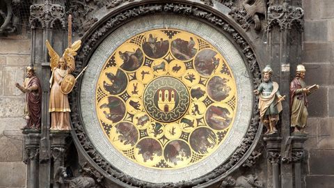 Praha reklamuje nepovedený orloj, ale jen kvůli popraskané malbě. O výměně nerozhodla