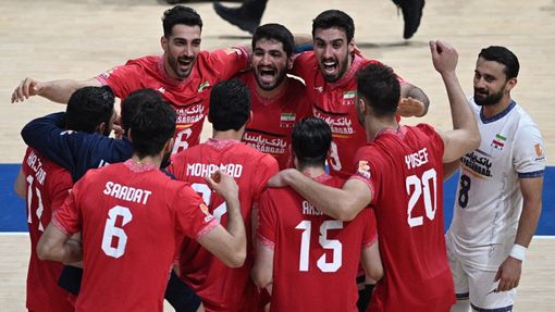 Radost íránských volejbalistů na MS 2025