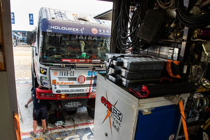 Mechanici Buggyry na Rallye Dakar 2019