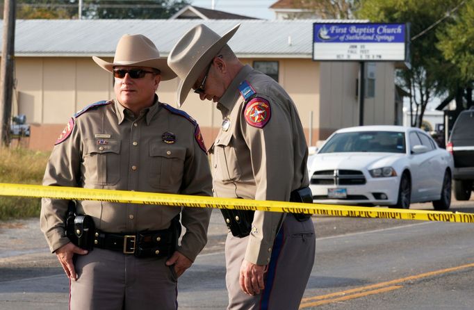 Policisté v Texasu po střelbě v kostele.