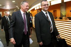 Šetříme, chválí se vláda. Pomohla si operacemi s čísly