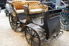Originální vůz z roku 1898 již bezmála sto let vlastní Národní technické muzeum.