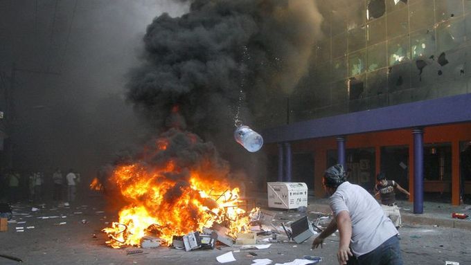 Obrazem: Protesty v Bolívii