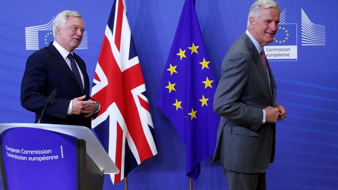 Další kolo jednání o brexitu v Bruselu mezi Londýnem a Evropskou unií.