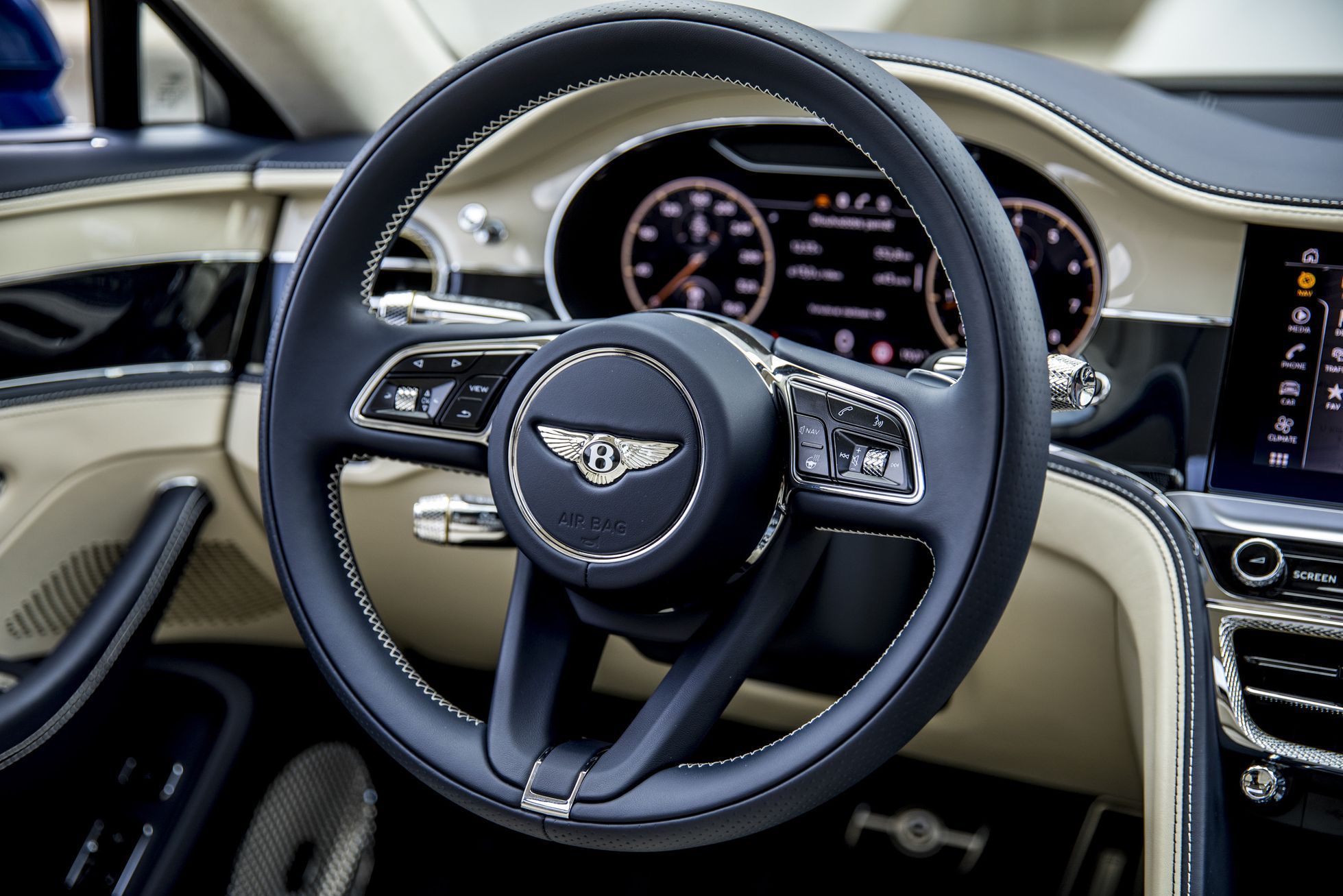 Bentley Flying Spur 2023